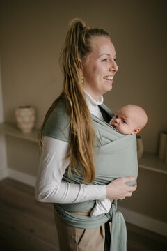 Elastisches Tragetuch - Sage grun