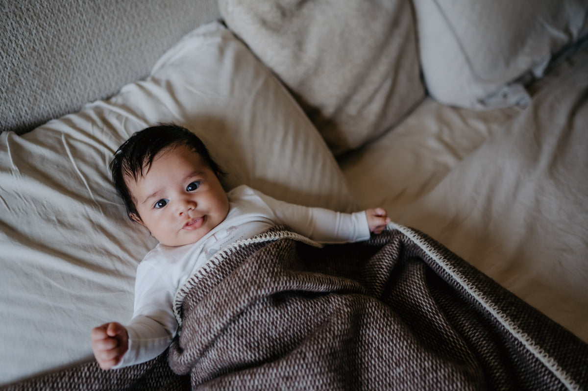 Babydeken van wol bruin